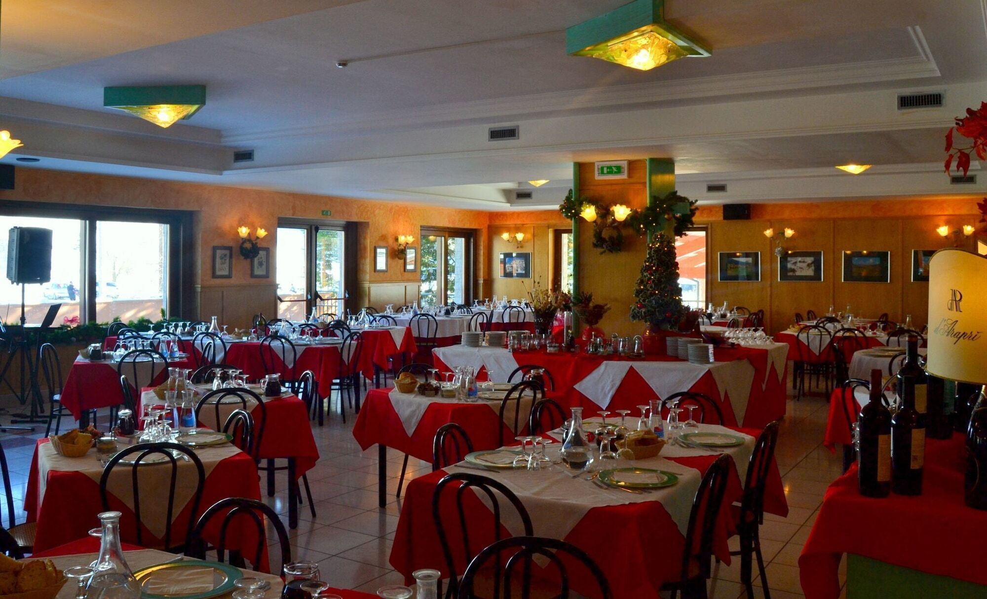 Alba Sporting Hotel Rocca di Mezzo Extérieur photo